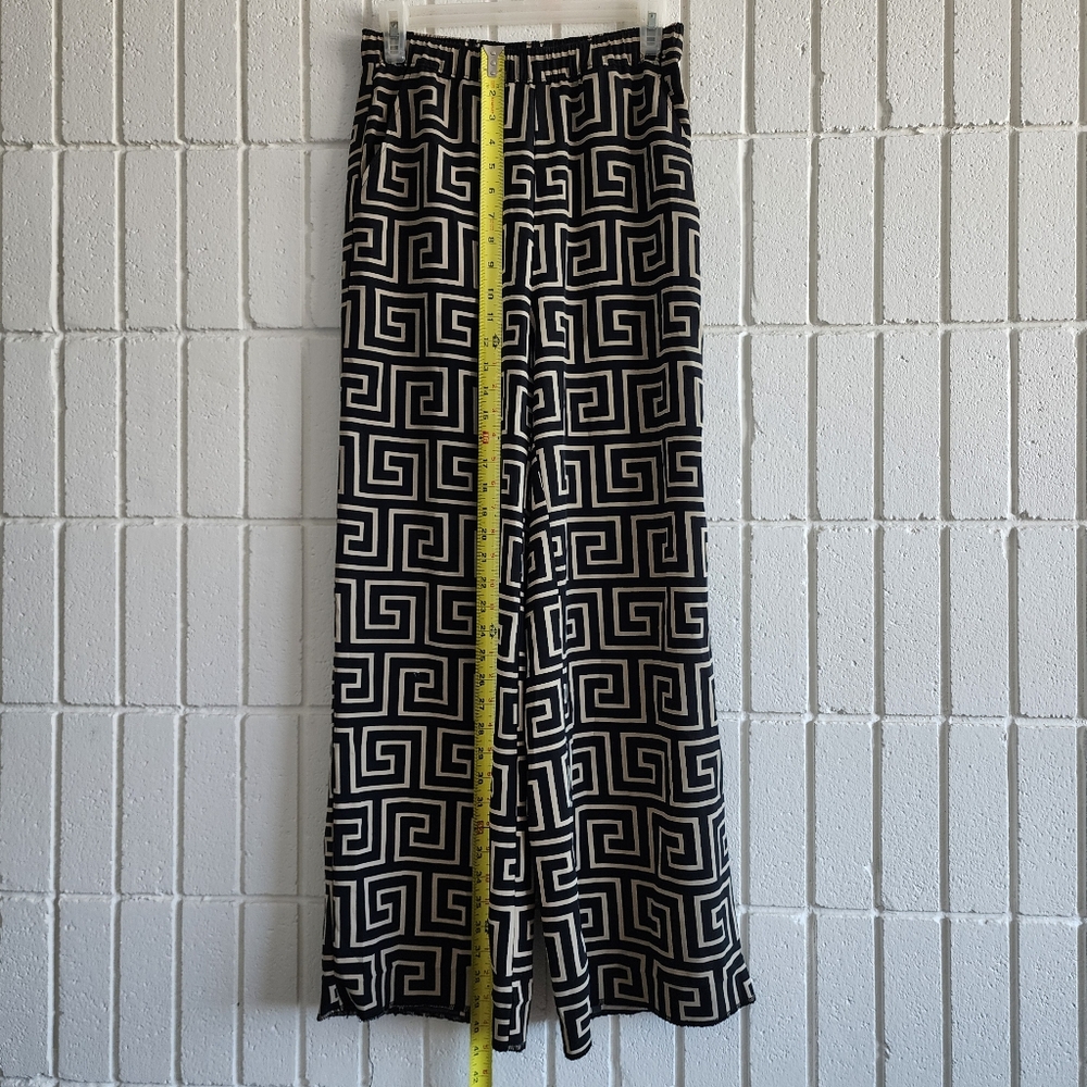 Weekday Wide Leg Geometric Pants Black & Tan Roman Print - Picture 9 of 10